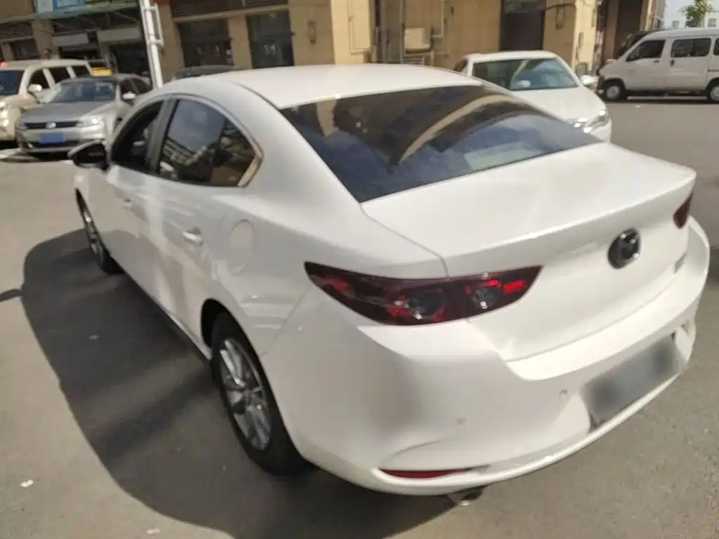 Mazda 3 Axela — миниатюра 23