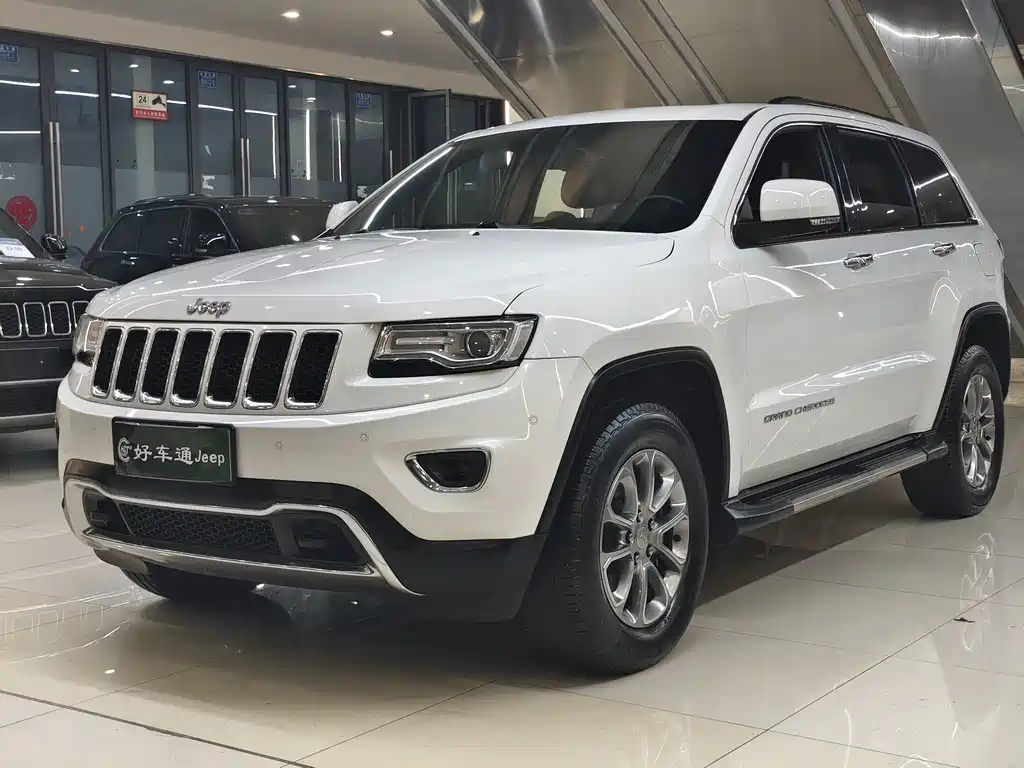 Jeep Grand Cherokee (Import)