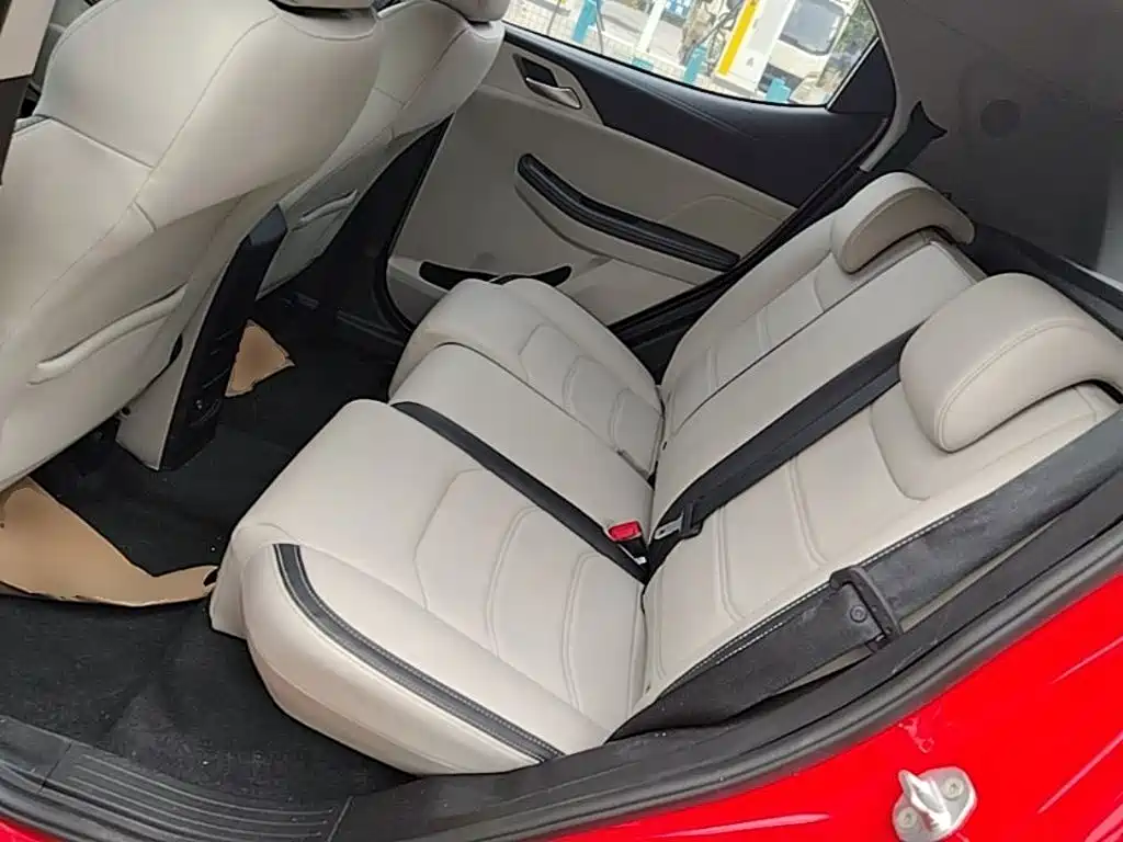 BYD Yuan Pro — миниатюра 17