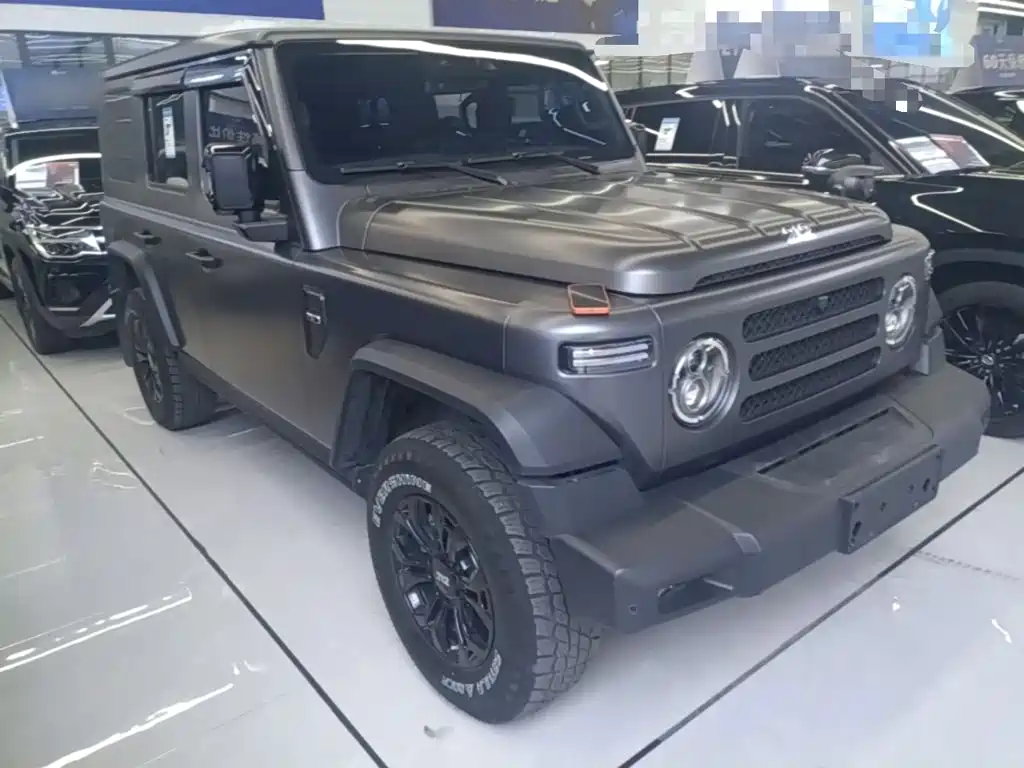 212 212 T01 — миниатюра 4