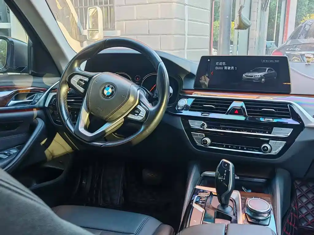 BMW 5 Series — фотографии объявления, Фото 10