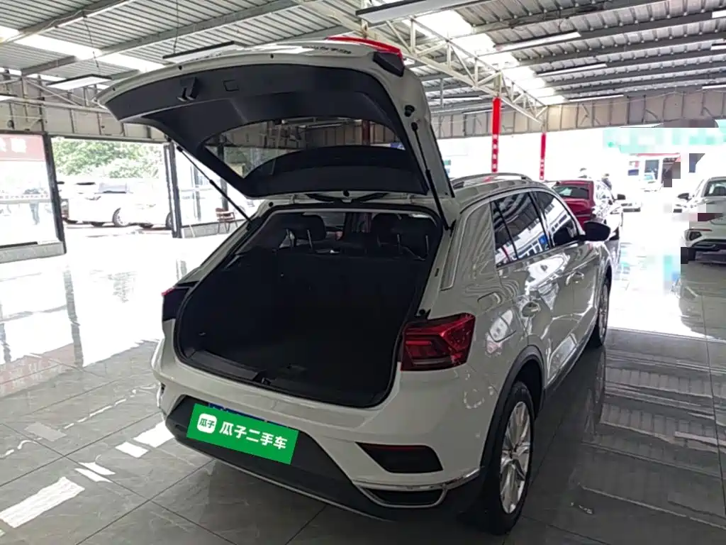Volkswagen T-Roc — миниатюра 19