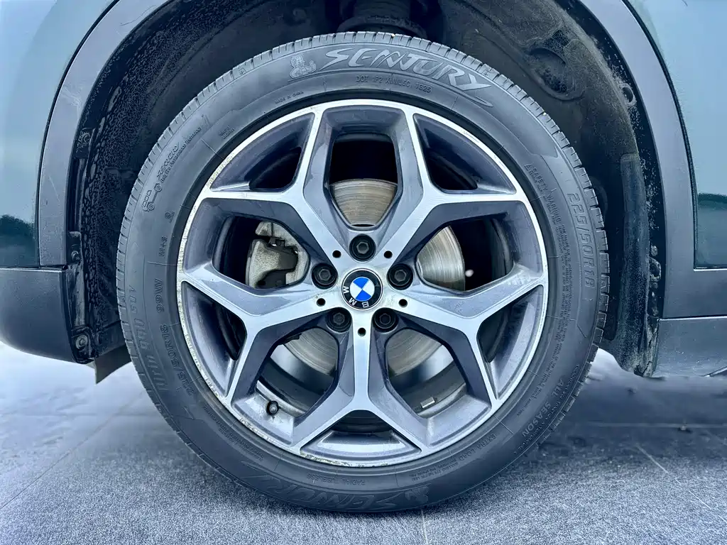 BMW X1 — миниатюра 13