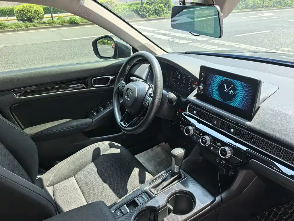 Honda Civic — миниатюра 8