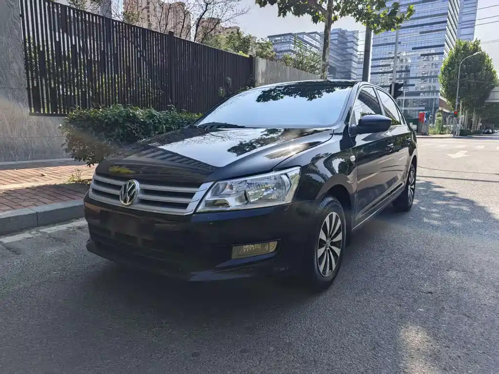 Volkswagen Santana — миниатюра 4