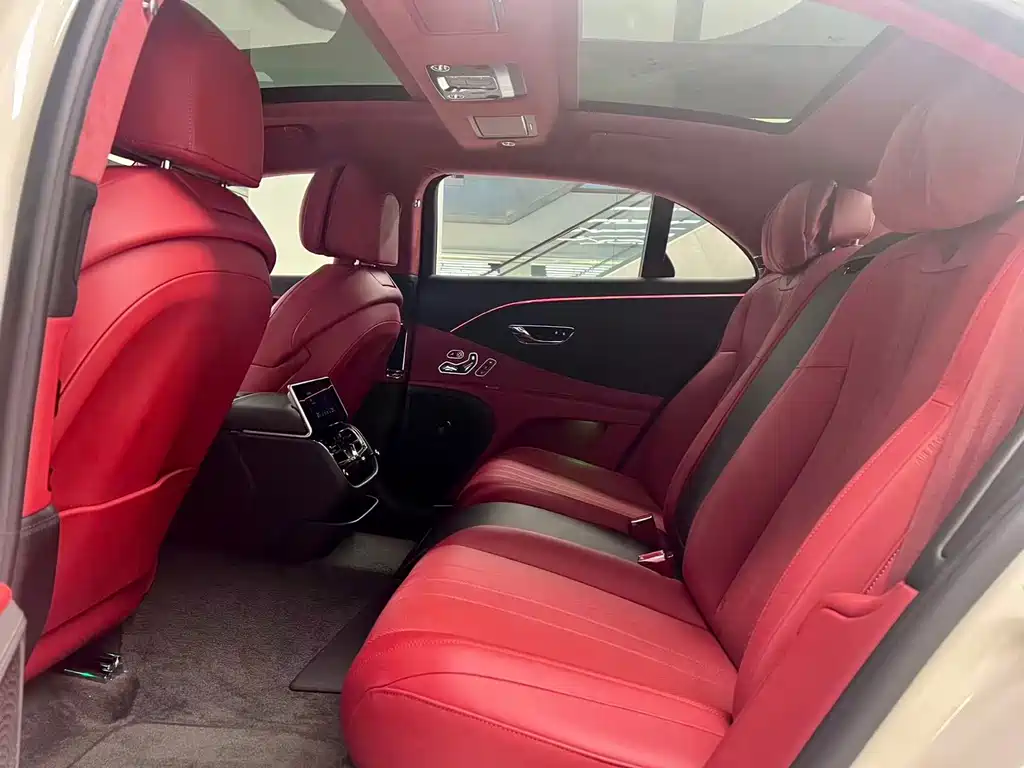 Bentley Flying Spur — миниатюра 10