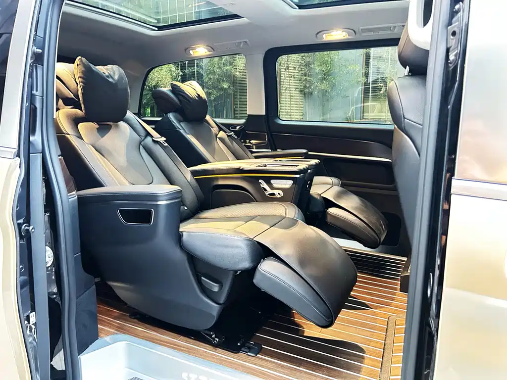 MERCEDES-BENZ V CLASS