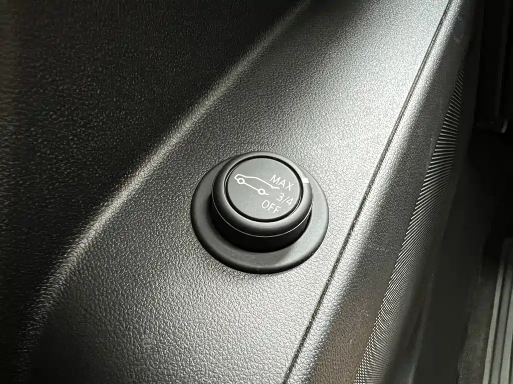 Chevrolet Equinox — миниатюра 15