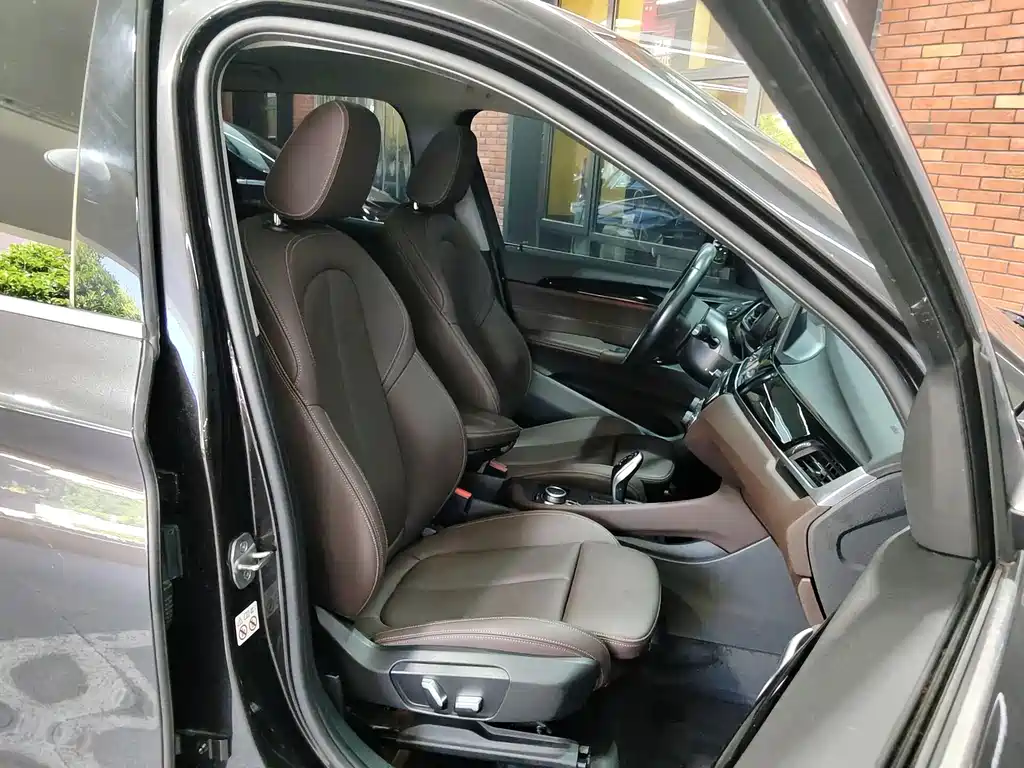 BMW X1 — миниатюра 10