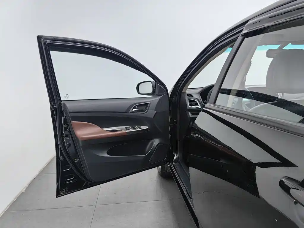 BYD F3 — миниатюра 8