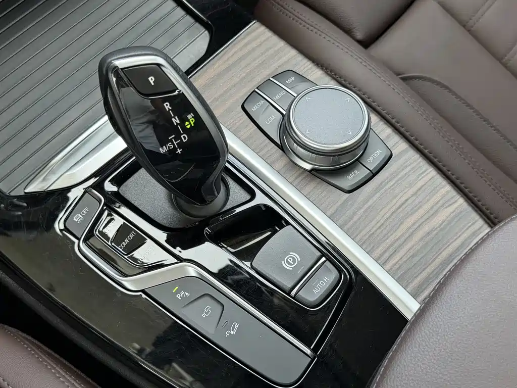 BMW X3 — миниатюра 8