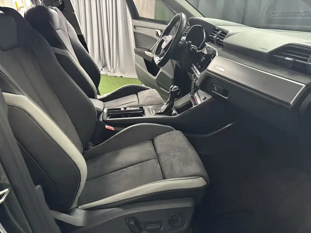 Audi Q3 — миниатюра 9