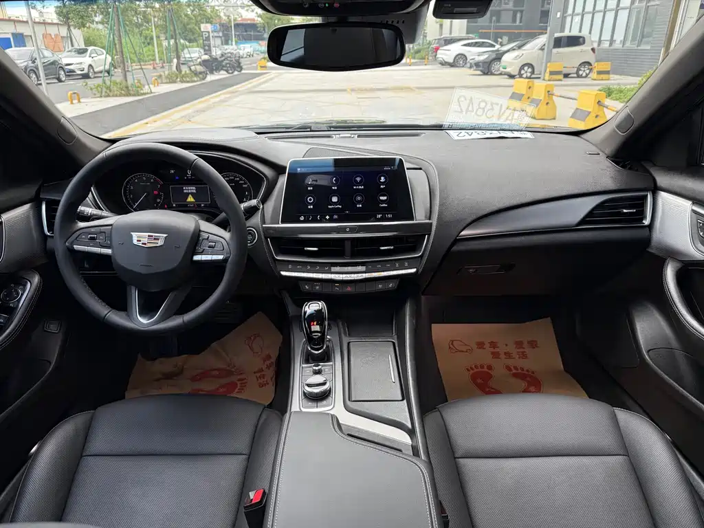 Cadillac CT5 — миниатюра 9