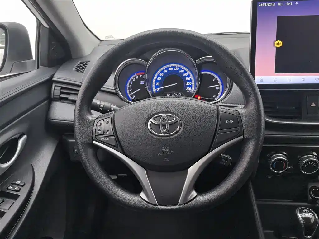 TOYOTA YARIS L TO ENJOY