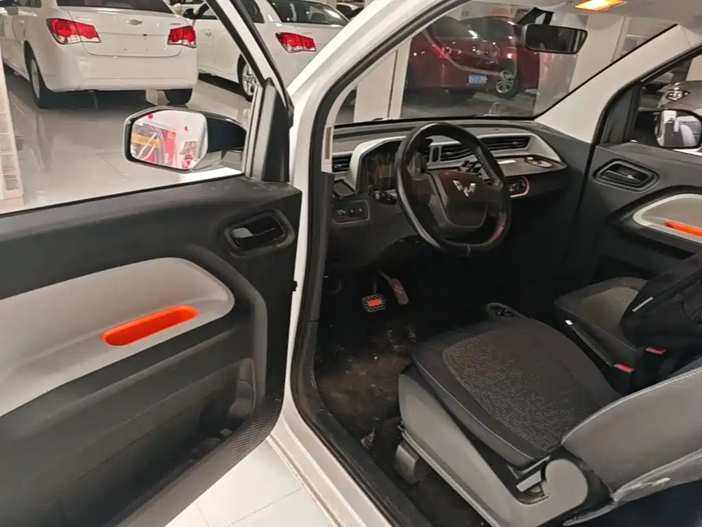 Wuling MINIEV — миниатюра 16