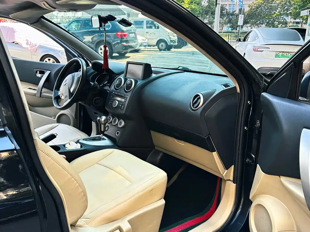 Nissan Qashqai — миниатюра 17