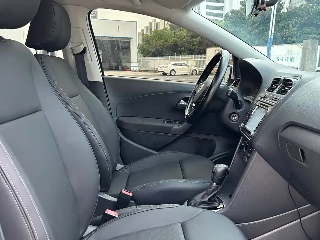 Volkswagen Polo — миниатюра 17