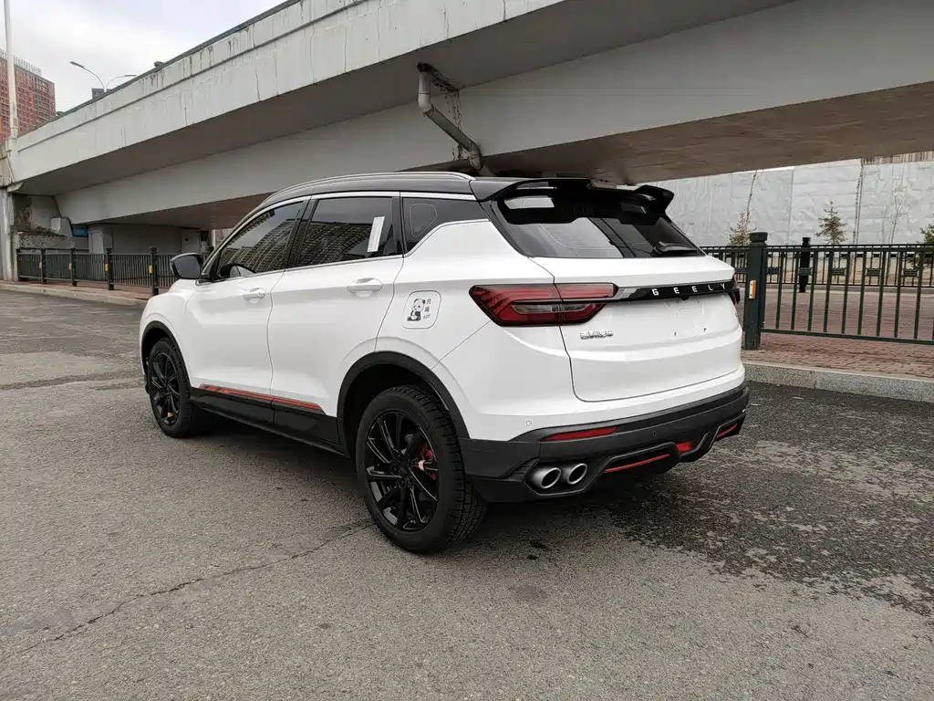 Geely Binyue — миниатюра 7
