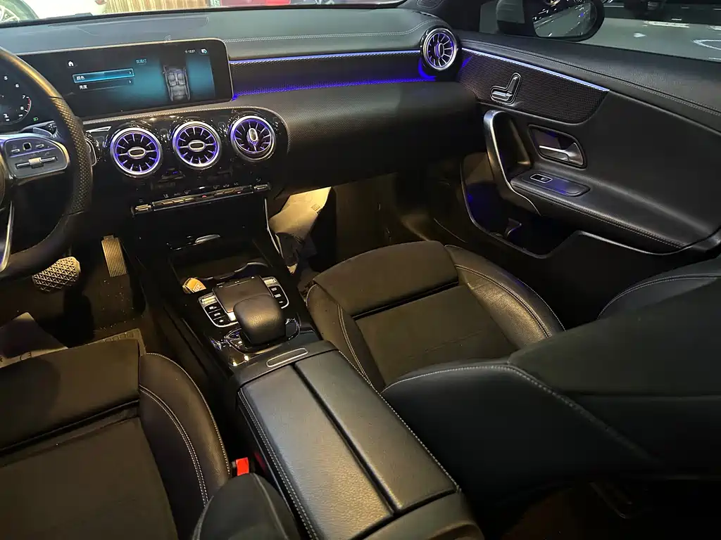 Mercedes-Benz A-Class — миниатюра 11