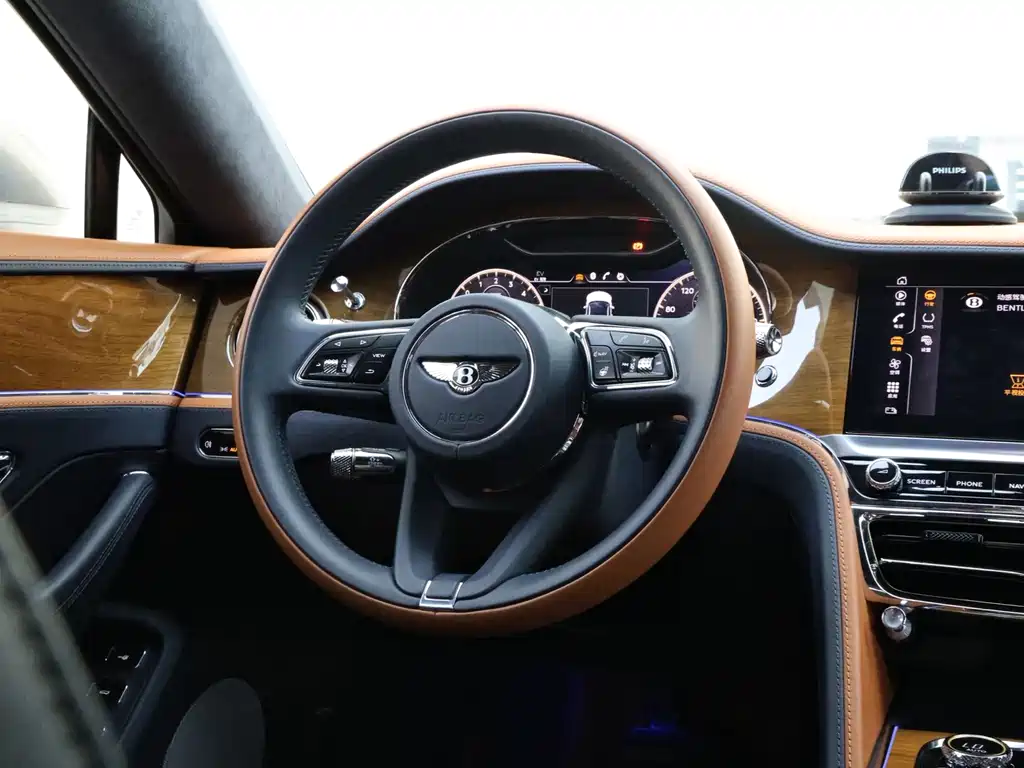 Bentley Flying Spur PHEV — миниатюра 20