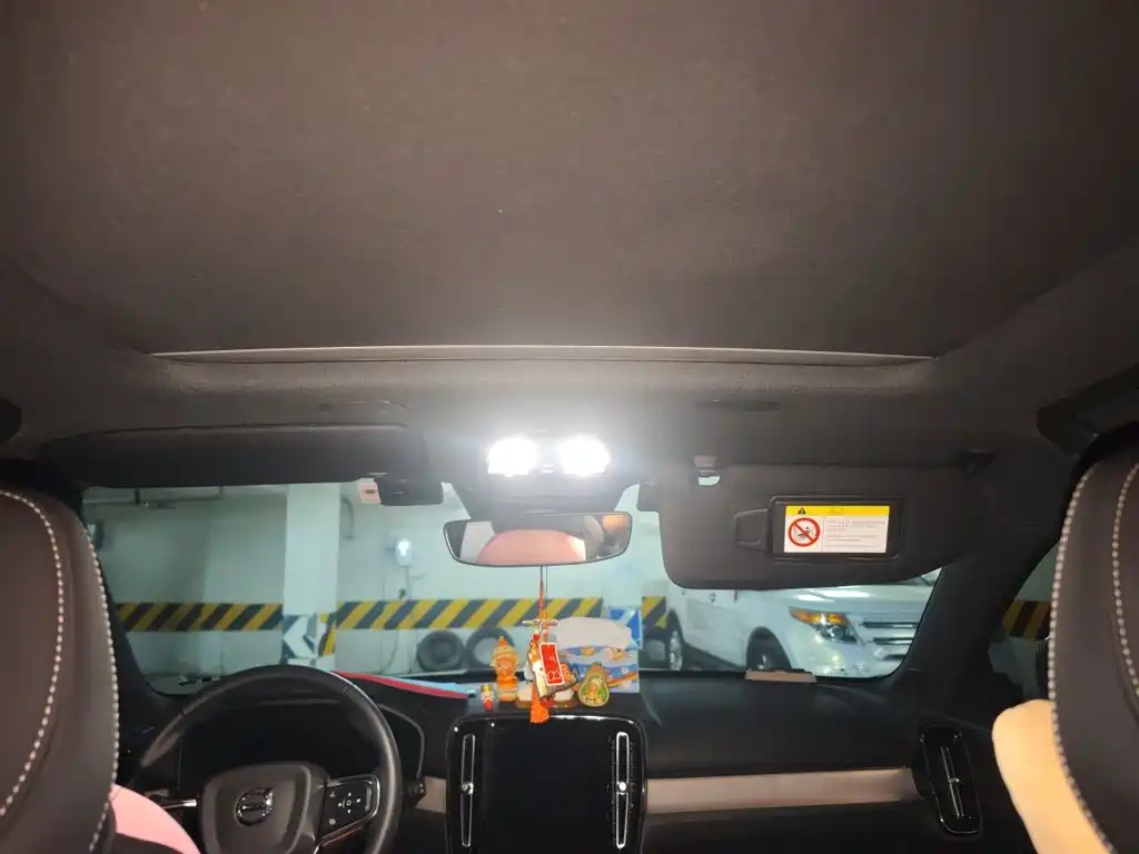 Volvo XC40 — миниатюра 19
