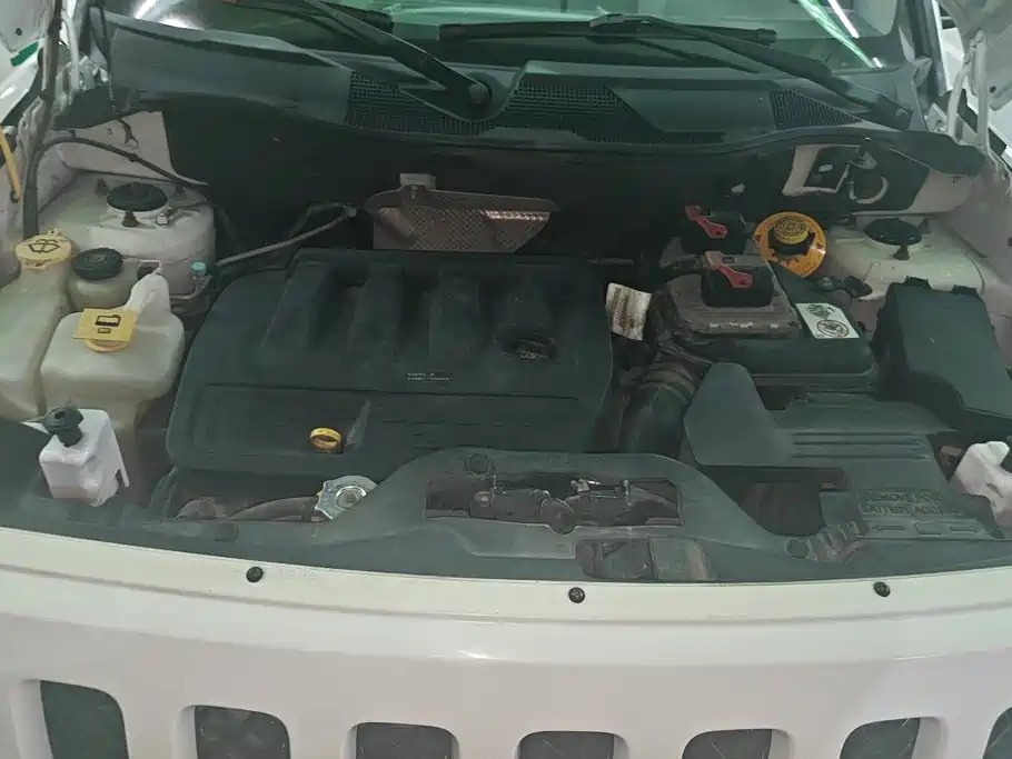 Jeep Patriot — миниатюра 10