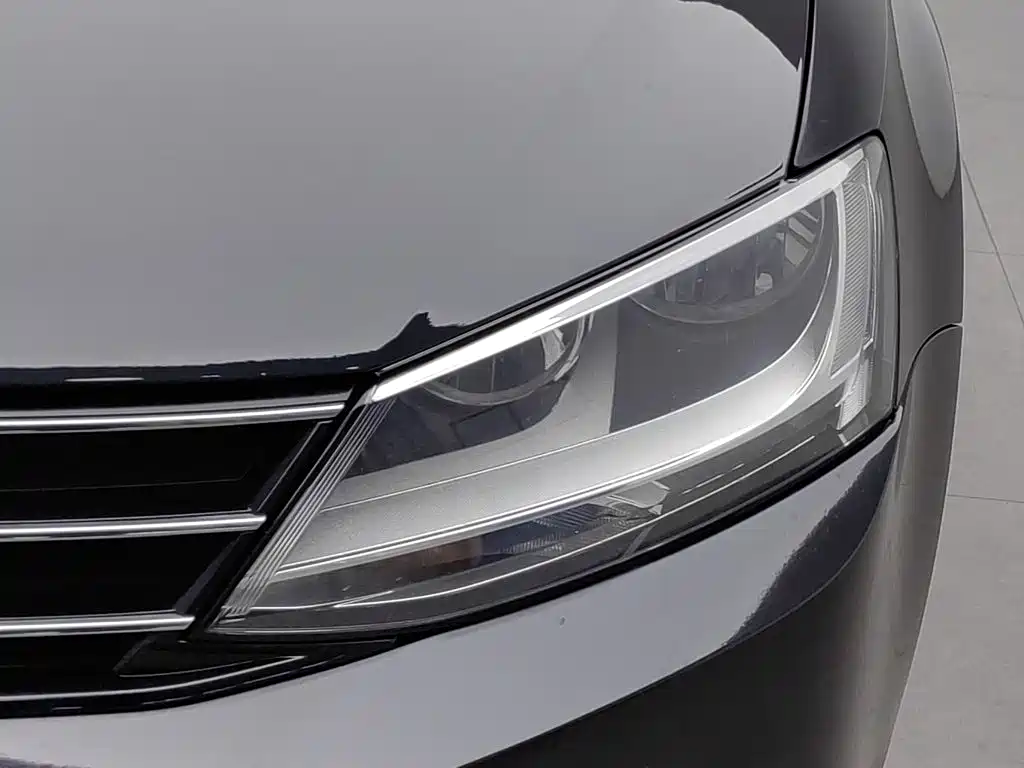 Volkswagen Sagitar — миниатюра 7