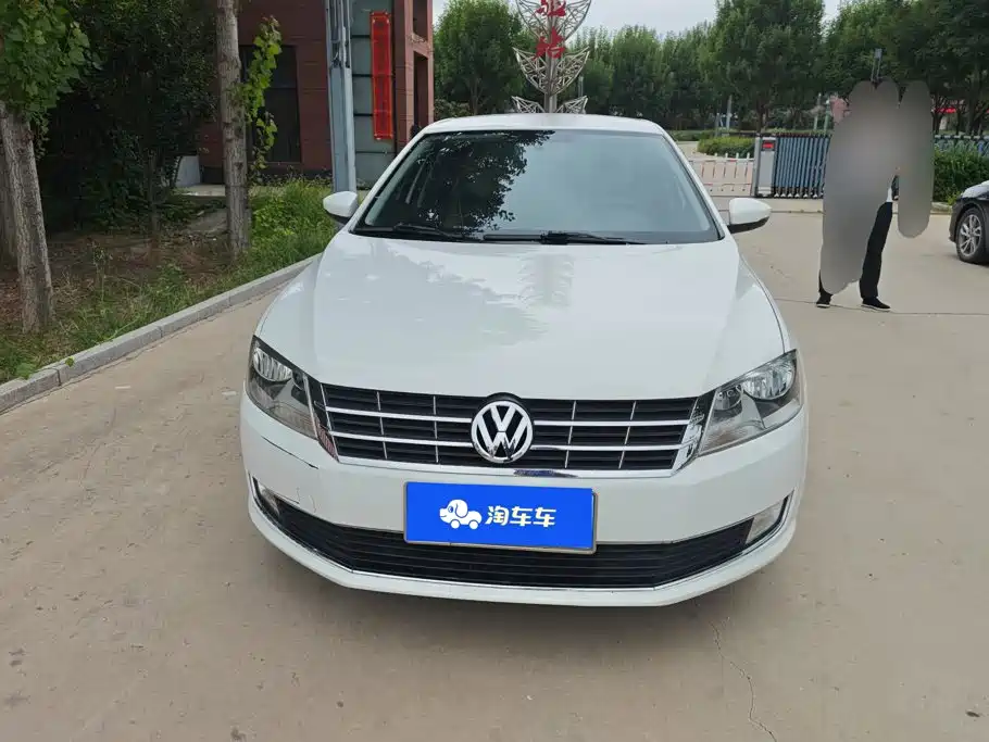 Volkswagen Lavida — миниатюра 2