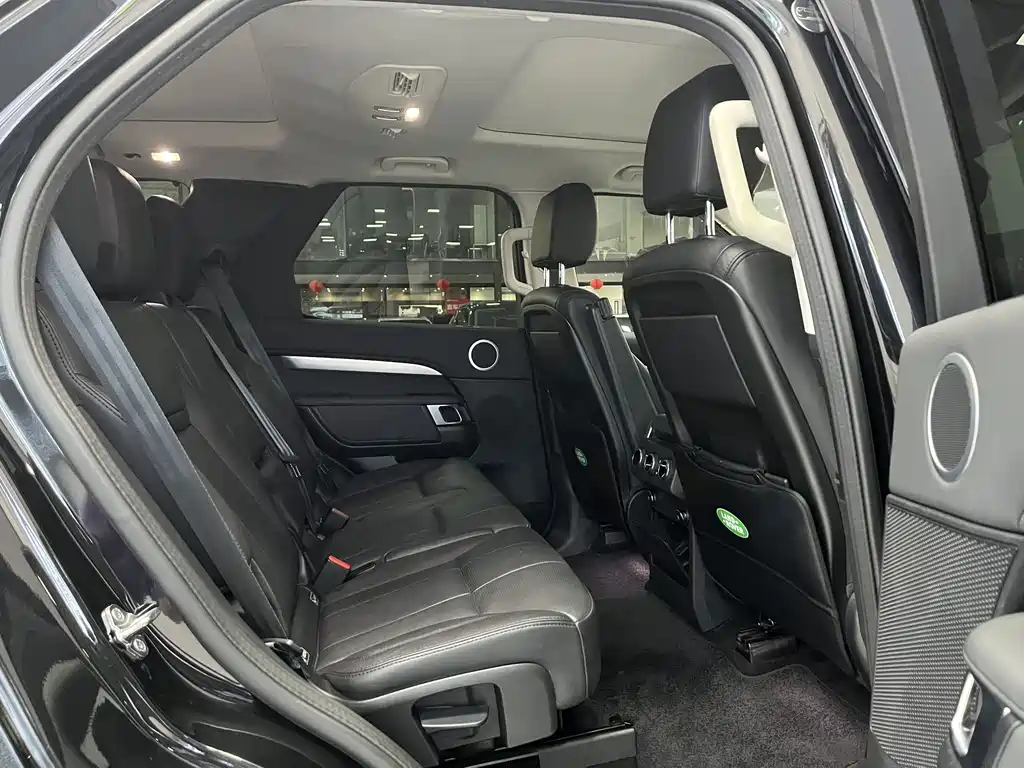 Land Rover Discovery 2020 3.0 SC V6 30
