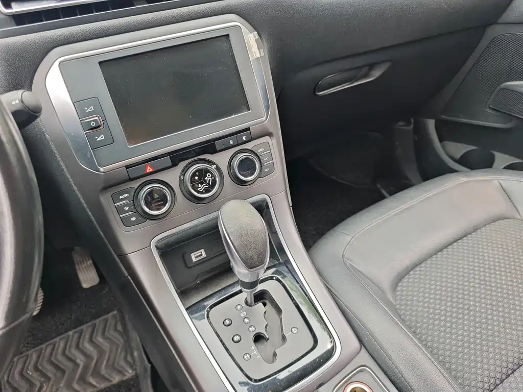 Citroen C4 Joy Heart Edition 1.6L Auto Luxury Type, фото 14