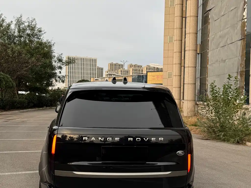 Land Rover Range Rover — миниатюра 7