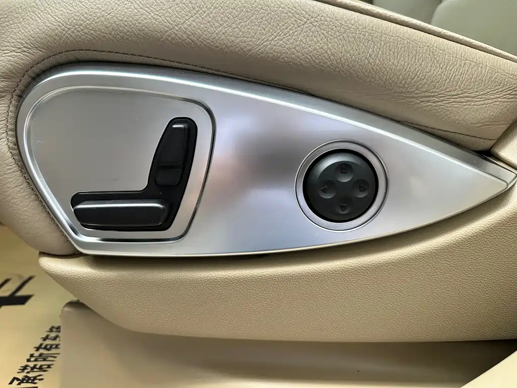 Mercedes-Benz R-Class — миниатюра 12