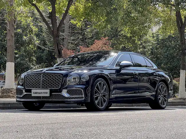 BENTLEY FLYING SPUR PLUG IN HYBRID 2022