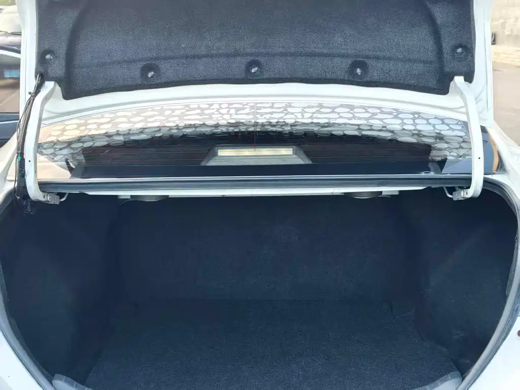 Toyota Corolla — миниатюра 11