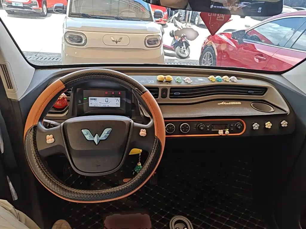Wuling MINIEV — миниатюра 10