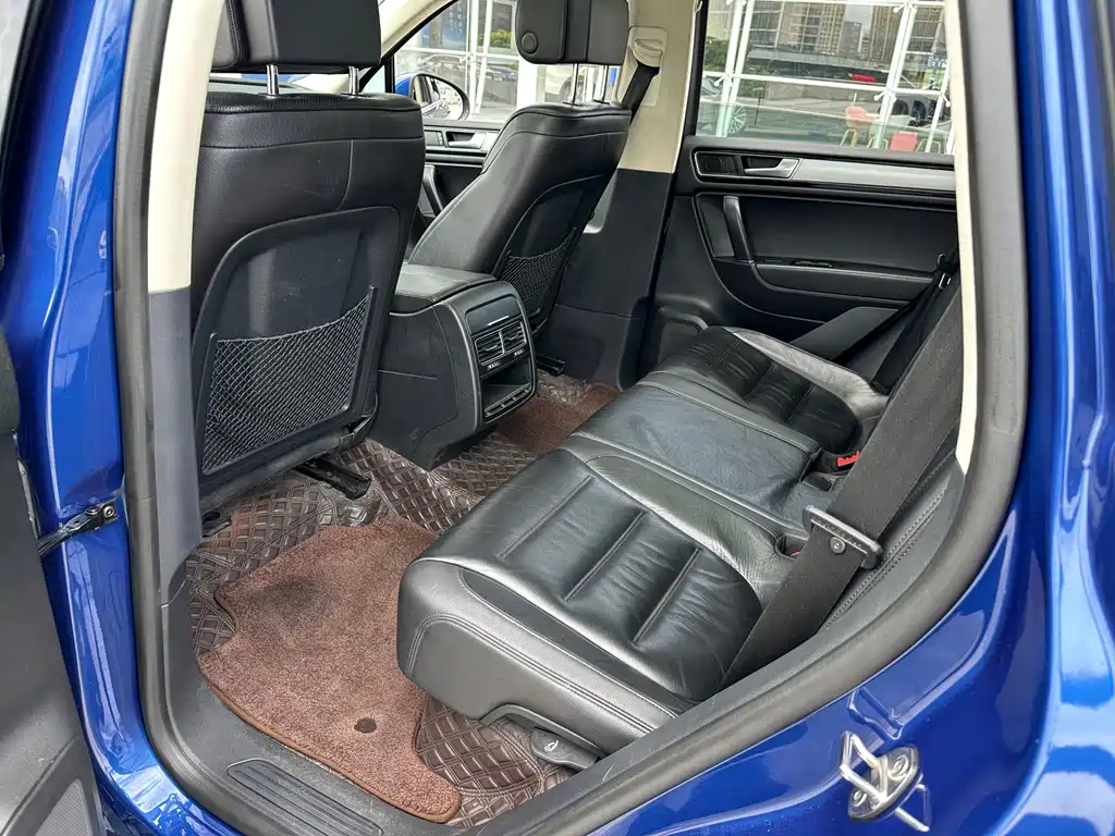 Volkswagen Touareg — миниатюра 21