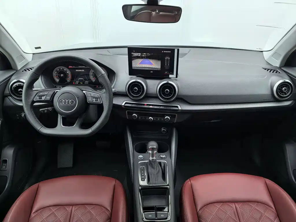 Audi Q2L 2024 35TFSI Fashion