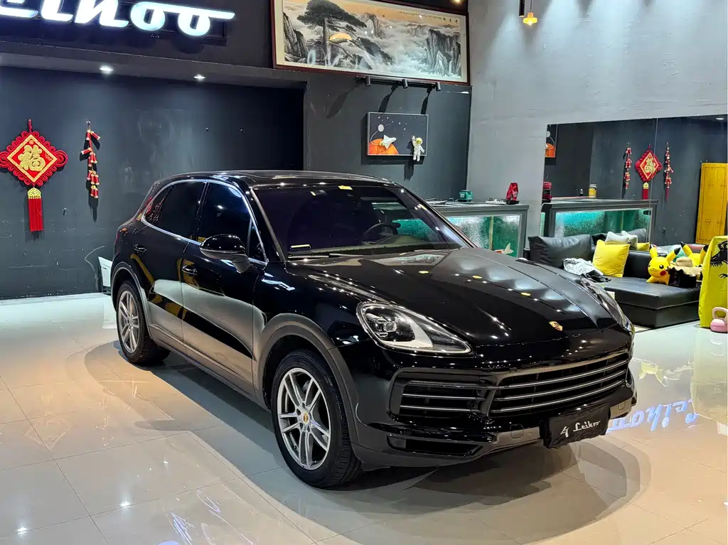 Porsche Cayenne — миниатюра 3