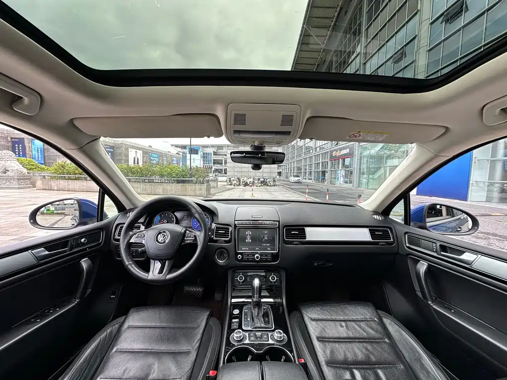 Volkswagen Touareg — миниатюра 13