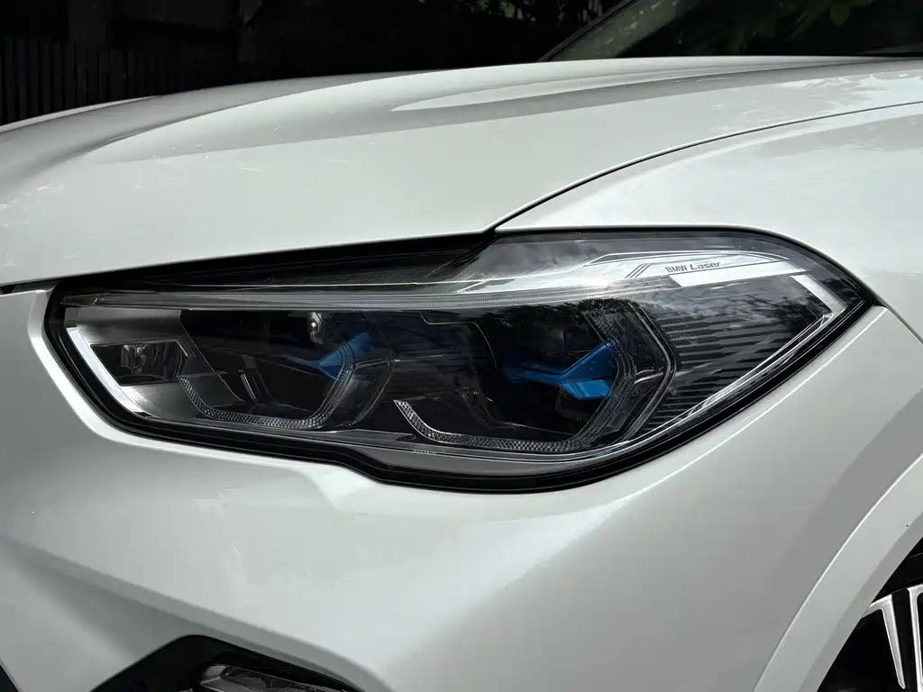 BMW X5 (Import) — миниатюра 17