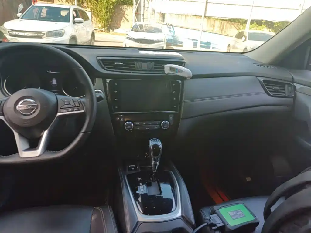 Nissan X-Trail — миниатюра 13