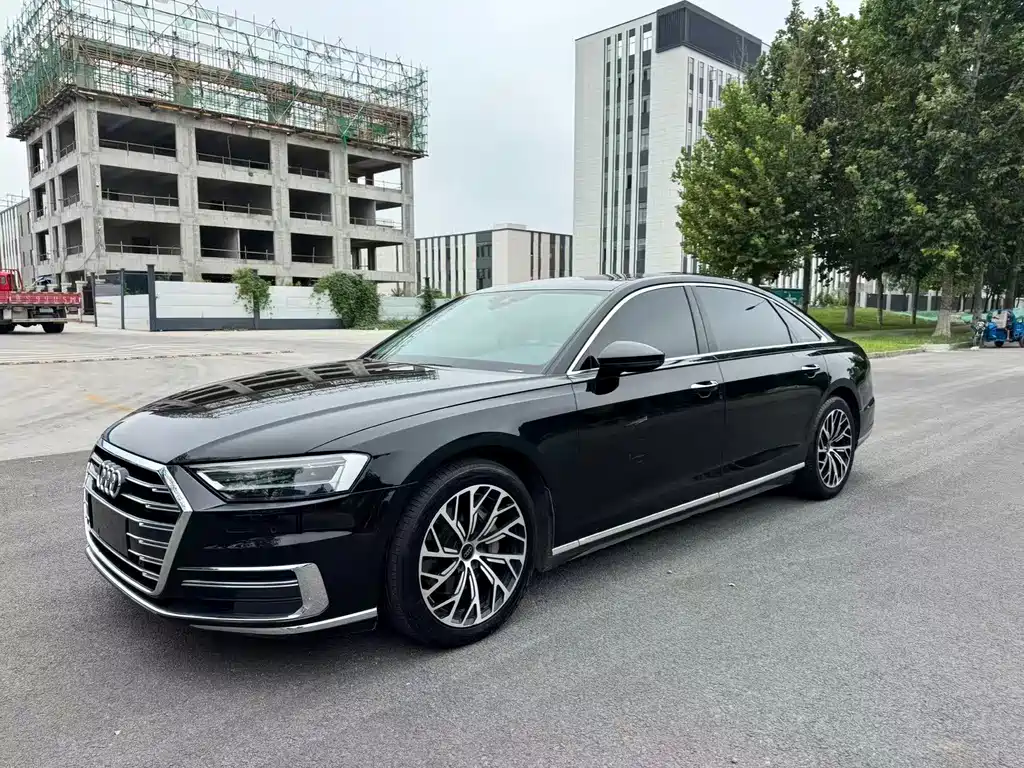 Audi A8 — миниатюра 3