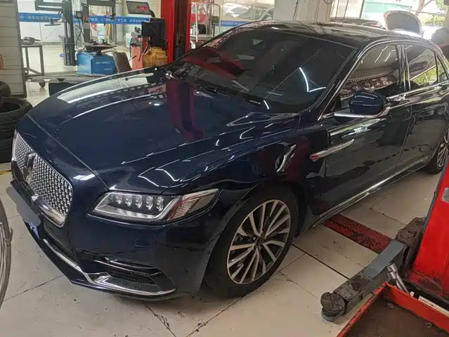 Lincoln Continental