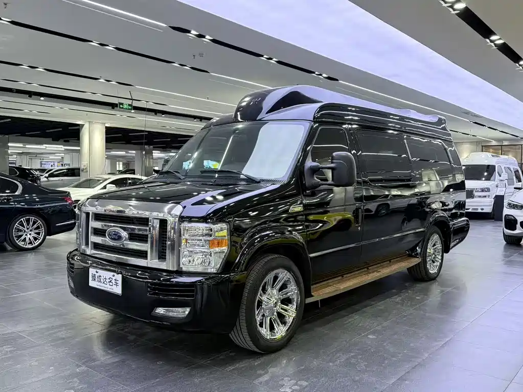 Ford E350 2019