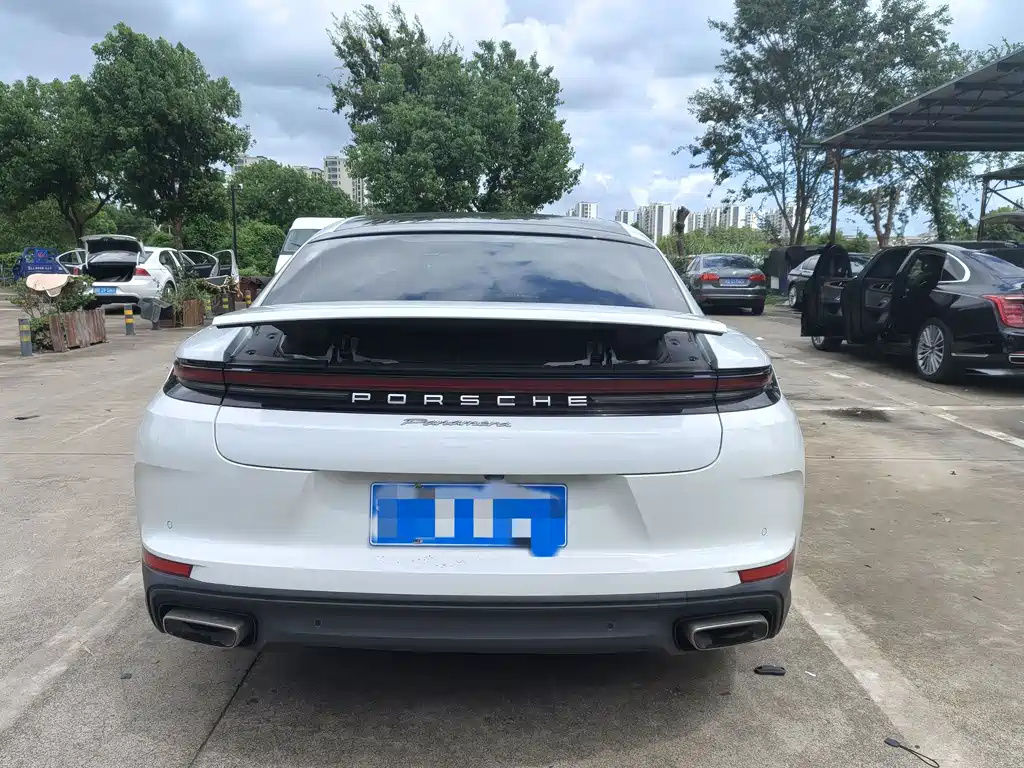 Porsche Panamera — миниатюра 13