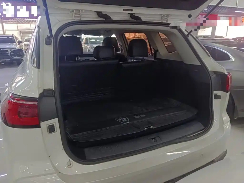 Roewe RX5 MAX — миниатюра 19