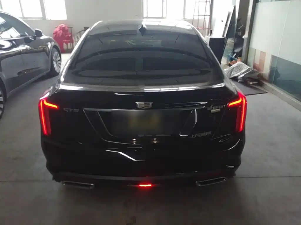 Cadillac CT5 — миниатюра 6