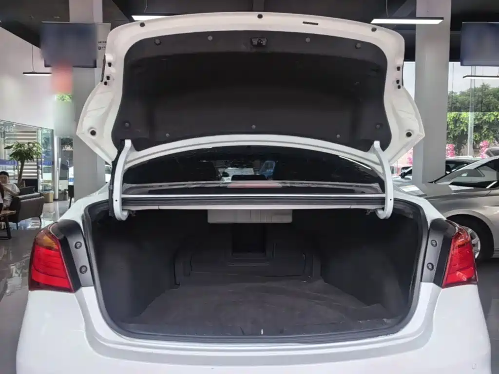 Hyundai Mistra — миниатюра 19