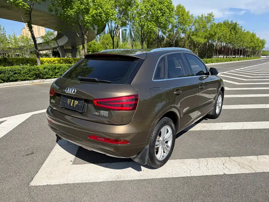 Audi Q3 — фотографии объявления, Фото 10
