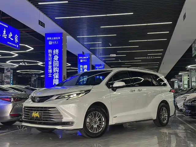 Toyota Sienna